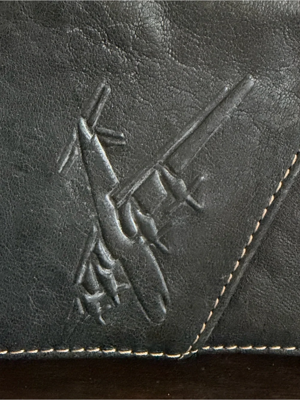 Fossil Vintage NWOT Leather Passport Wallet Travel Organizer Black Airplane